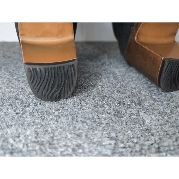 Dansko Delphina Bootie Sz 9 US / 39 Peep-Toe Platform Leather Black Suede Heels - Picture 9 of 9